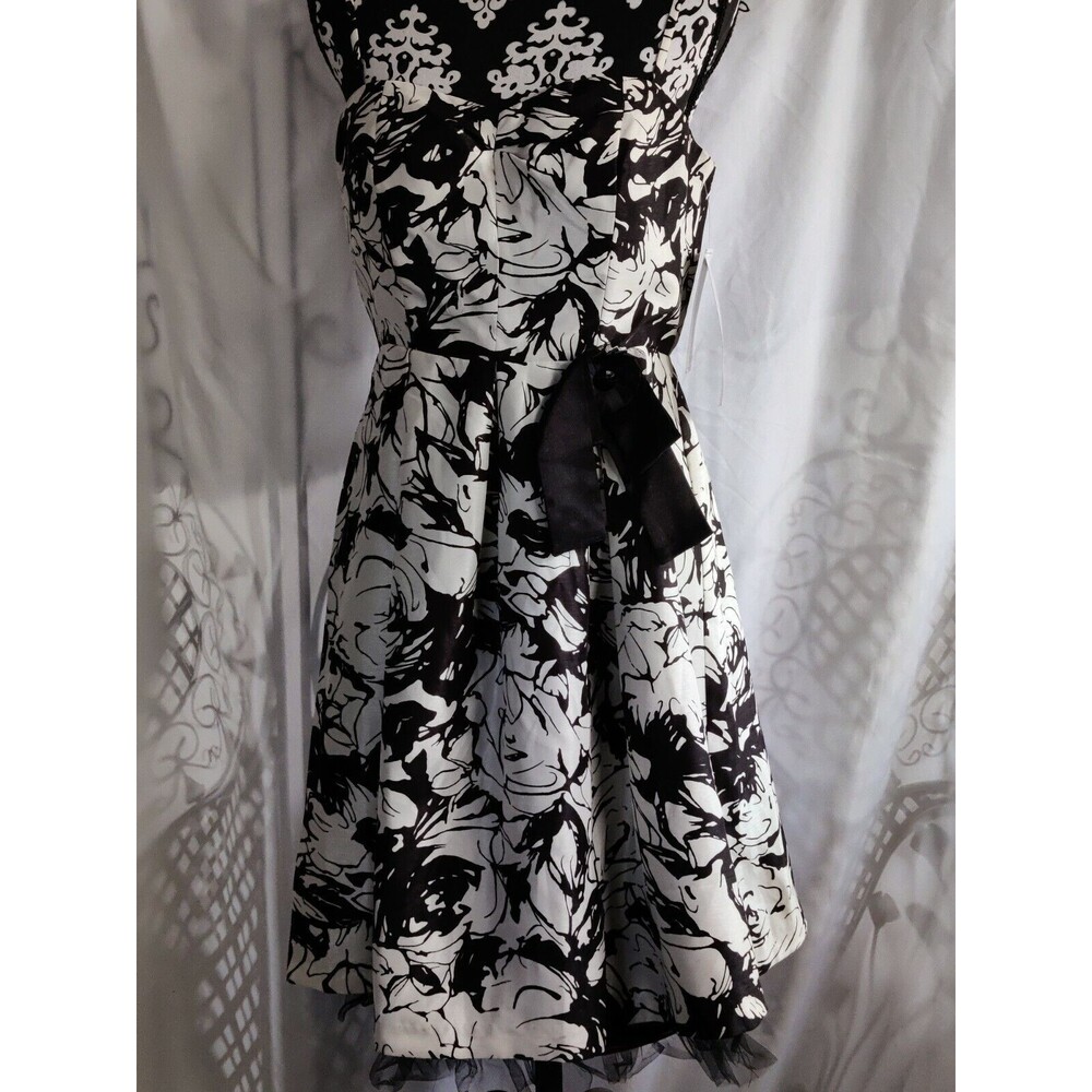 NW Collections Party Dress‎ Spaghetti Strap Lined Black/Ivory Size 12
